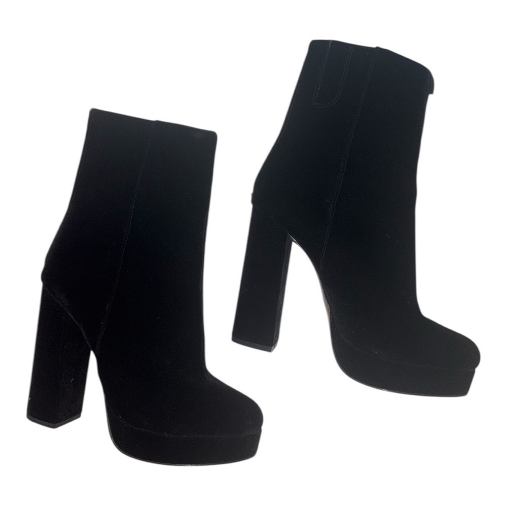 Who What Wear Black Velvet Heeled Platform Boots